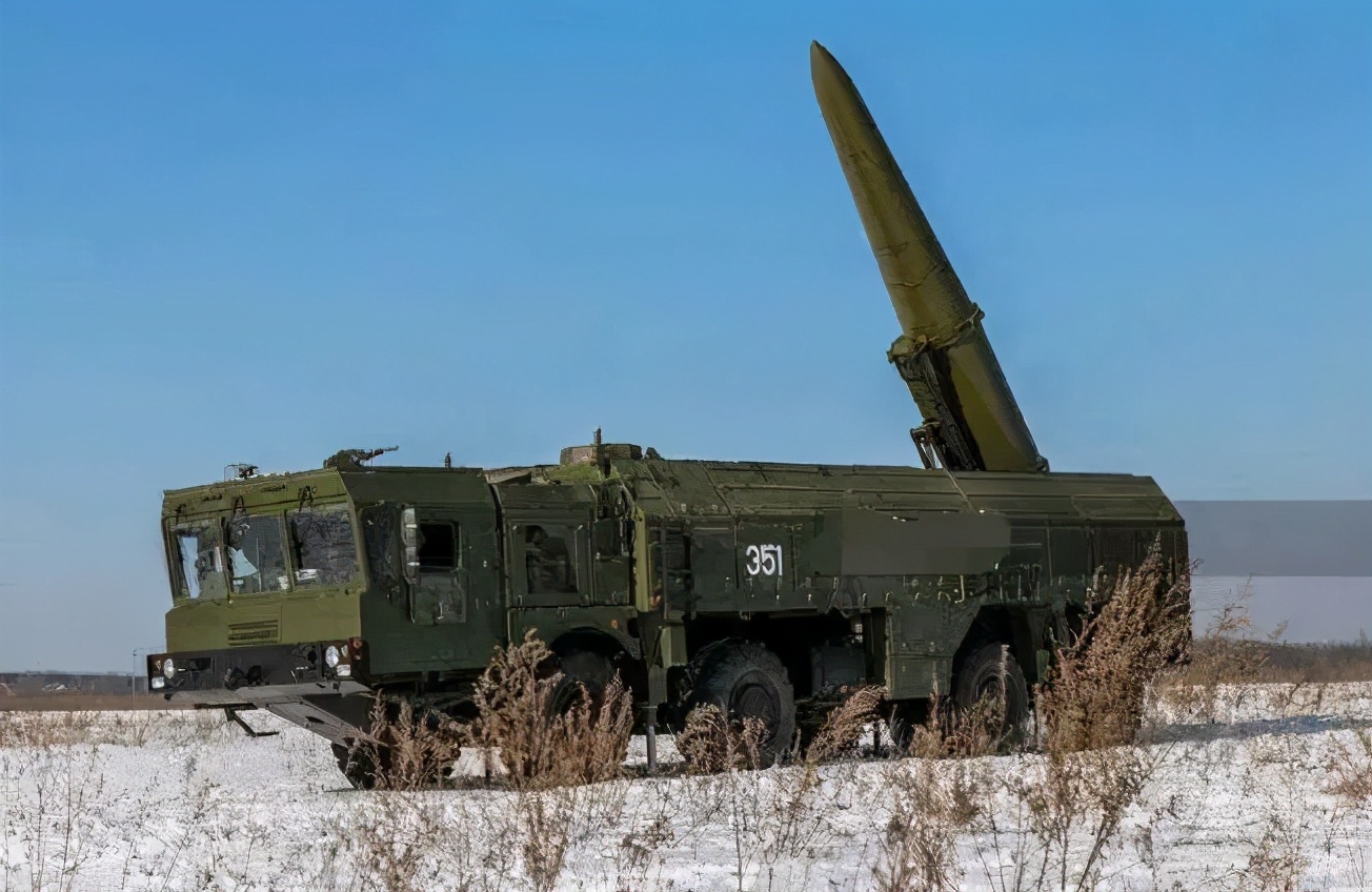 Why do military vehicles use diesel engines? iNEWS