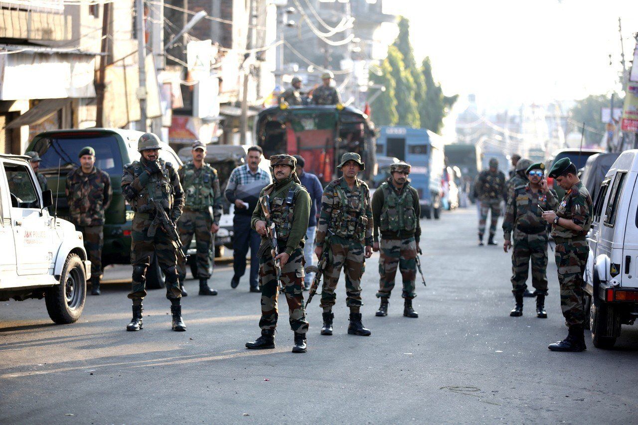 ӡ�ȡ����塱ǰ�ף�������Ű�߽��ͻ���Ҳ�����Ī��ȴ����Ϊ��