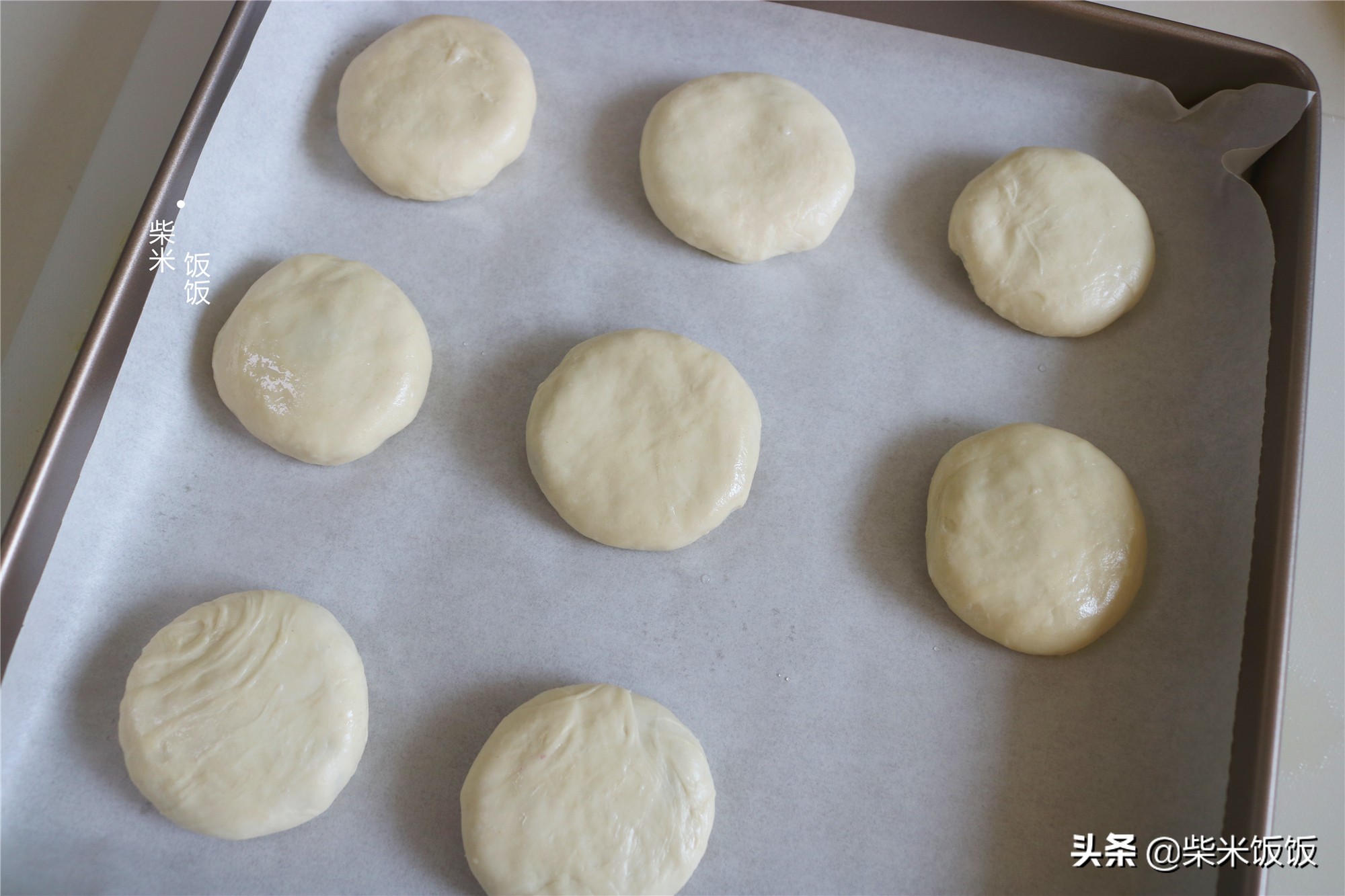 這款懶人小餅要試試，不用揉麵，做法簡單，香酥好吃孩子喜歡