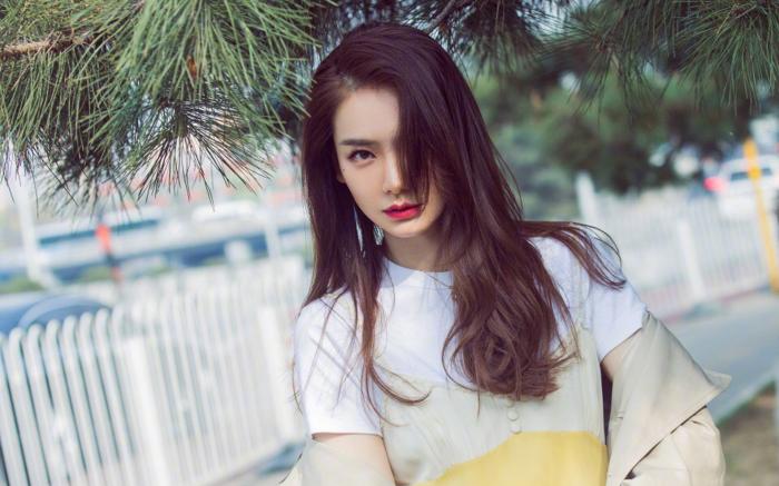 戚薇：我真不适合古装，导演说试试看，看到结