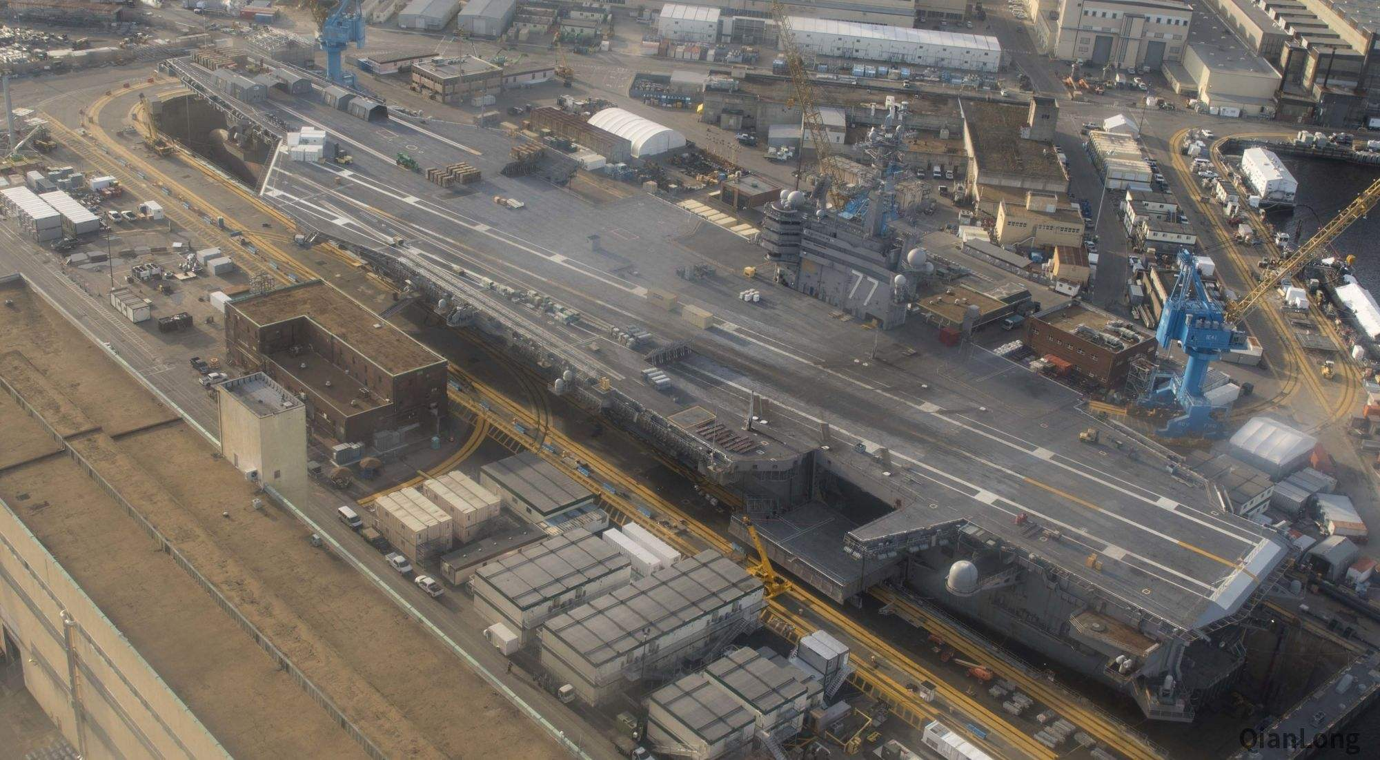 为什么说养航母很麻烦？船底会长出“恶魔”，所有水兵都要帮清理