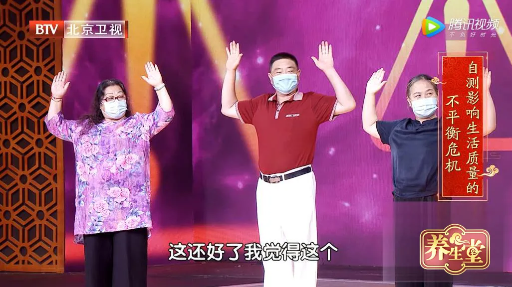 肩膀疼痛乏力？坚持做两个动作，肩膀越来越舒服，奥运冠军也在做