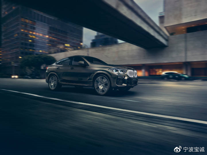 暗夜骑士，驰骋暮色 | 全新BMW X6万圣节音乐Party