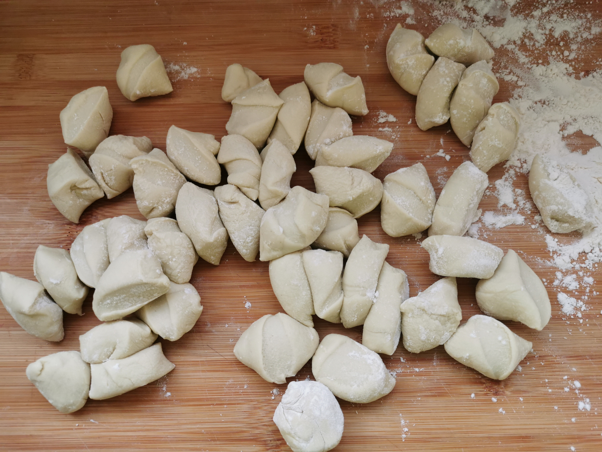 头伏吃饺子，试试这个馅儿，应季而食身体好，安稳过三伏