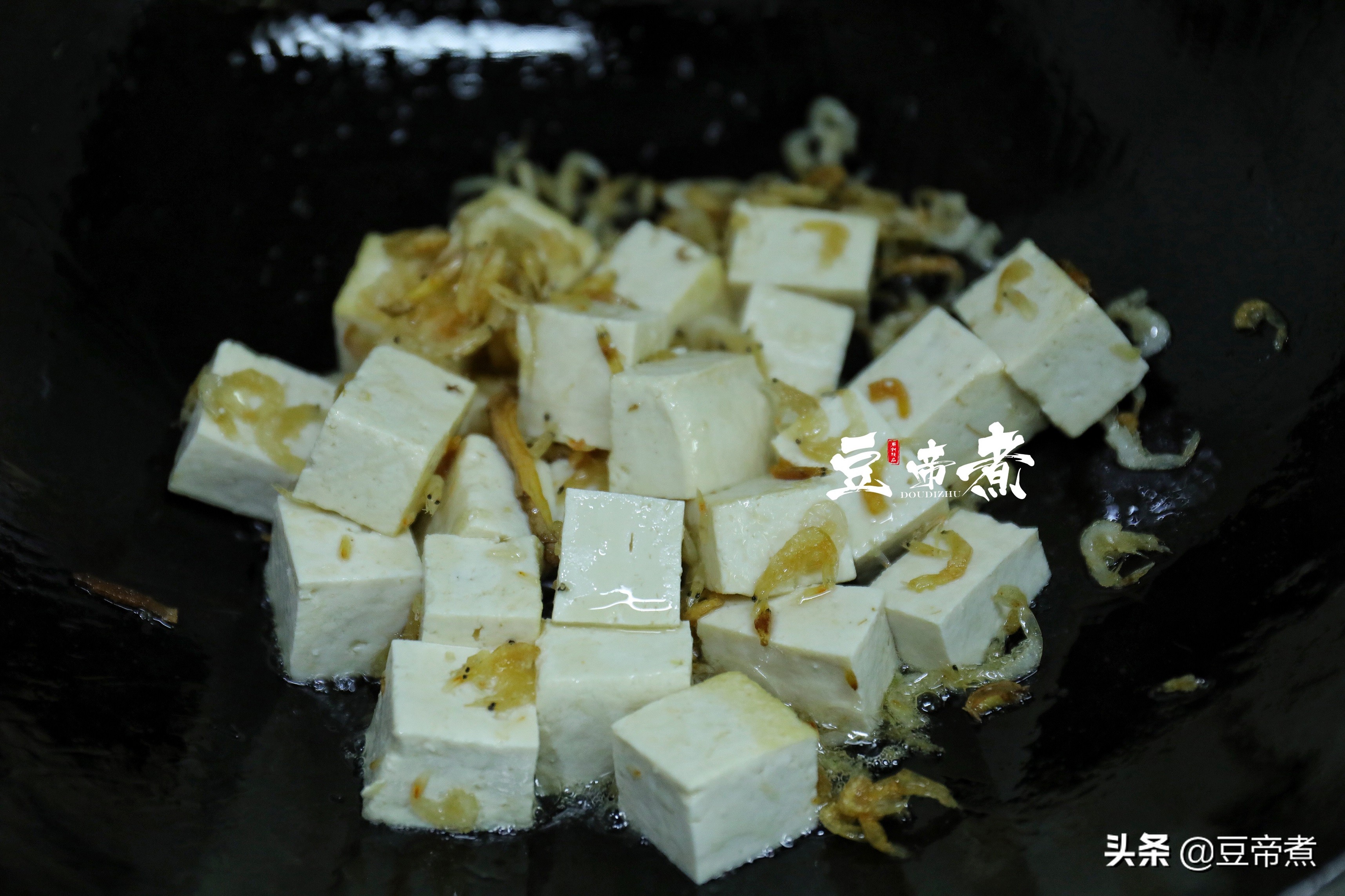天一熱就想吃這菜，清爽不膩特別下飯，簡單烹炒一盤胜吃牛羊豬肉