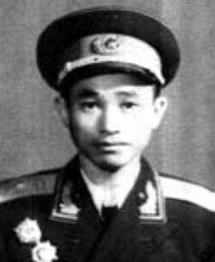 为复仇刀斩二千马家军，铁原阻击战完虐美军的志愿军铁血师长