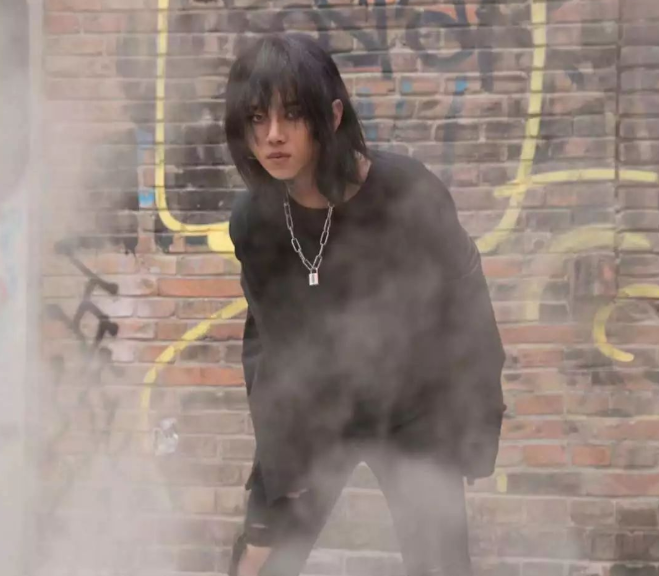 00后新晋偶像家暴女友，18处伤痕触目惊心，网友：怎么不忍了？