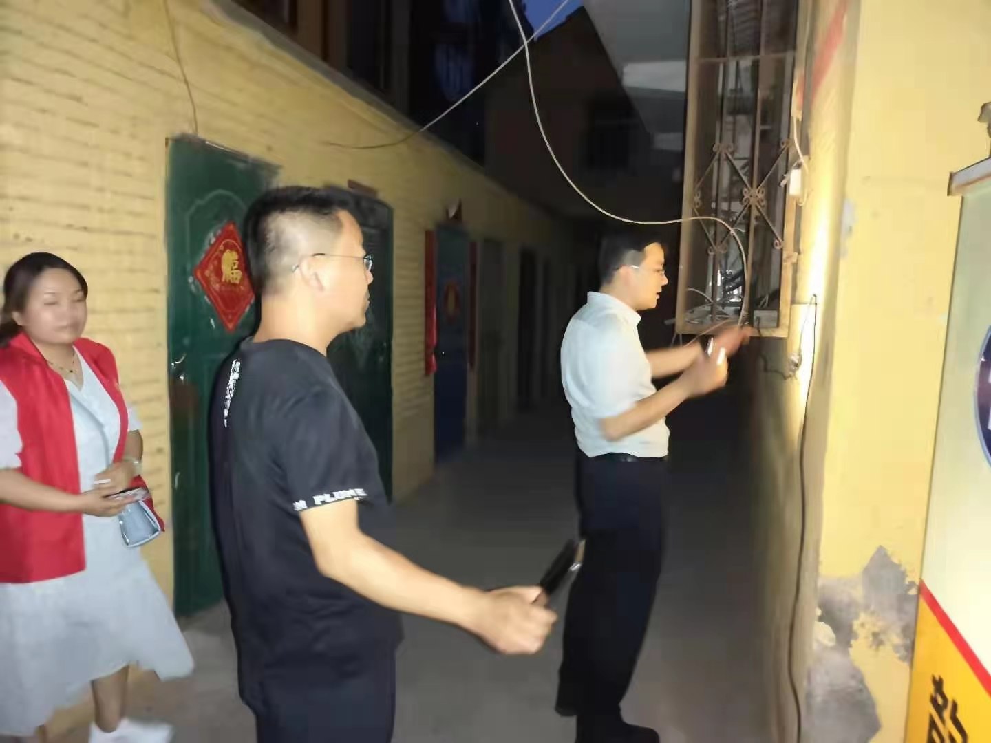 荥阳市京城路街道办事处：开展居民楼院火灾隐患排查整治集中行动