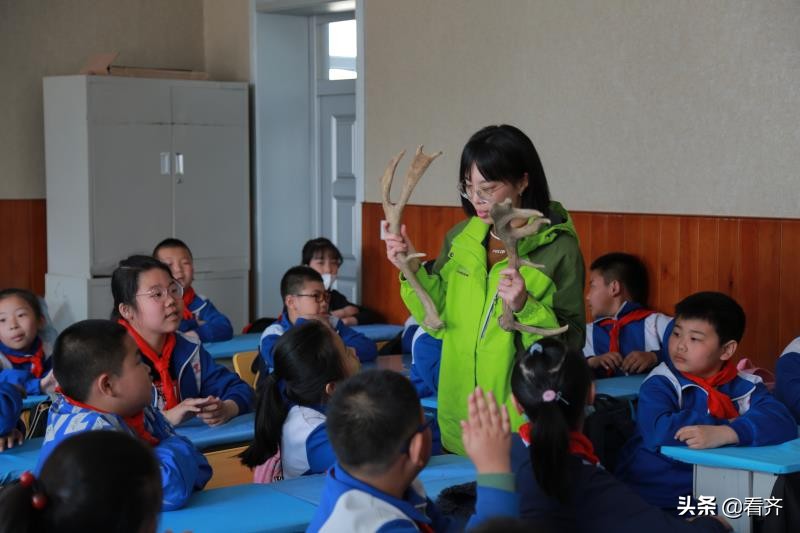 齊齊哈爾育紅小學(xué)怎么樣?走進(jìn)大自然開眼界(圖1)