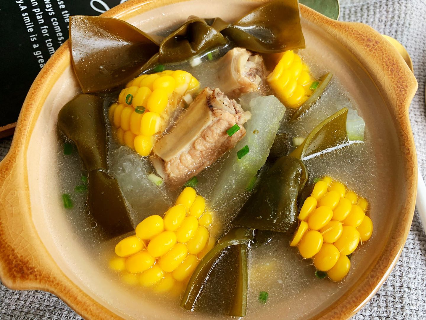 海带时蔬排骨汤做法步骤图 低脂好喝又营养赞-起舞食谱网