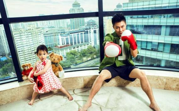 "儿大需避母，女大却不避父"，并非是迷