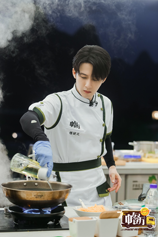 《中餐厅5》桂林站揽客再出发 合伙人邀老师做客共祝教师节