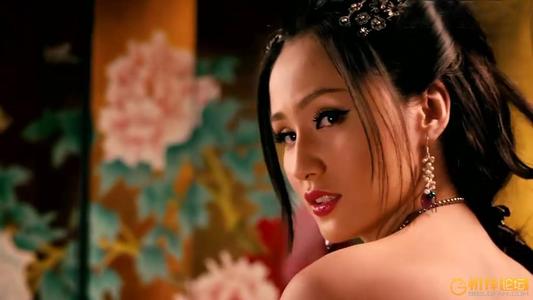 曾经出演《极乐宝鉴》，龚玥菲都比不上性感火辣，不愧是宅男女神