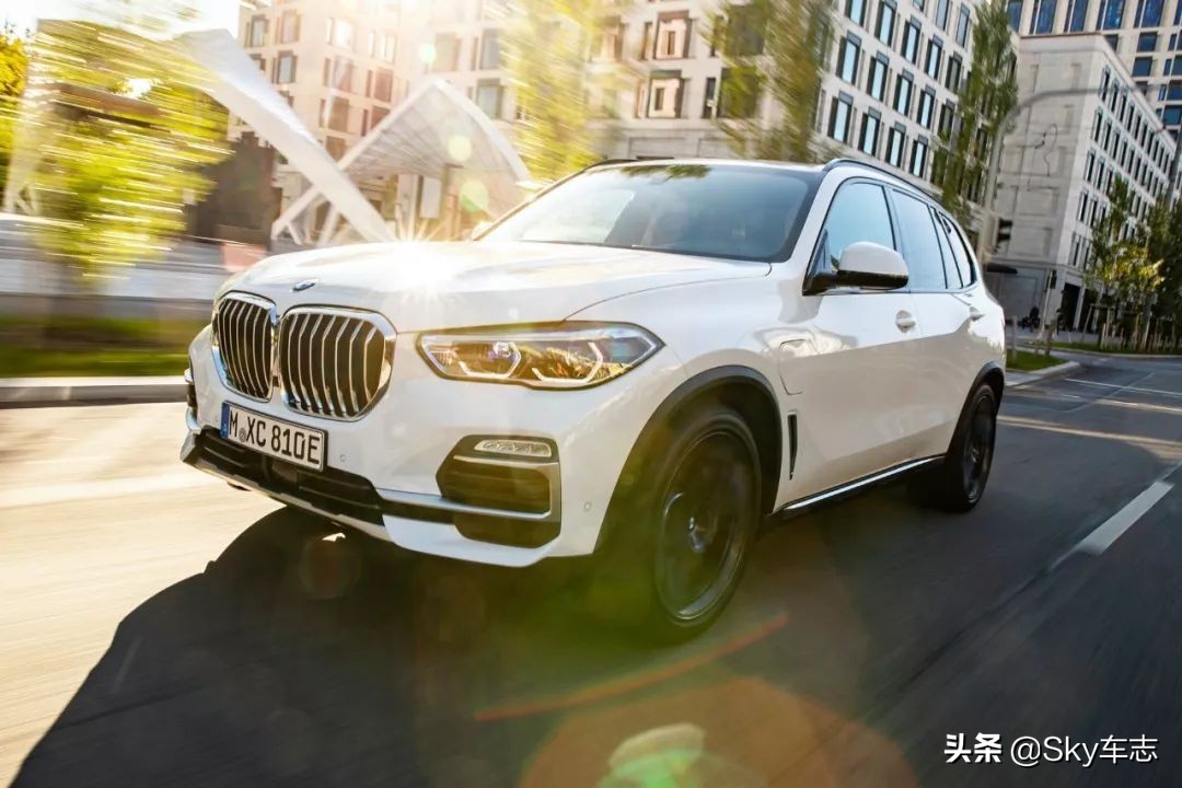 试驾全新X5 xDrive45e：它是混动SUV中最值得入手的吗？