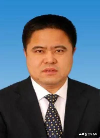 “大肆卖官鬻爵”的市委原书记受审 其搭档曾被指“五毒俱全”