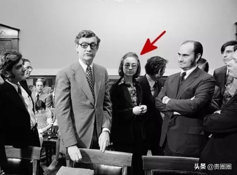 希拉里的母亲：被父母抛弃、嫁凶悍丈夫，培养