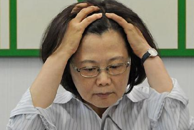 解放军军机进入台“防空识别区”，台军2次向解