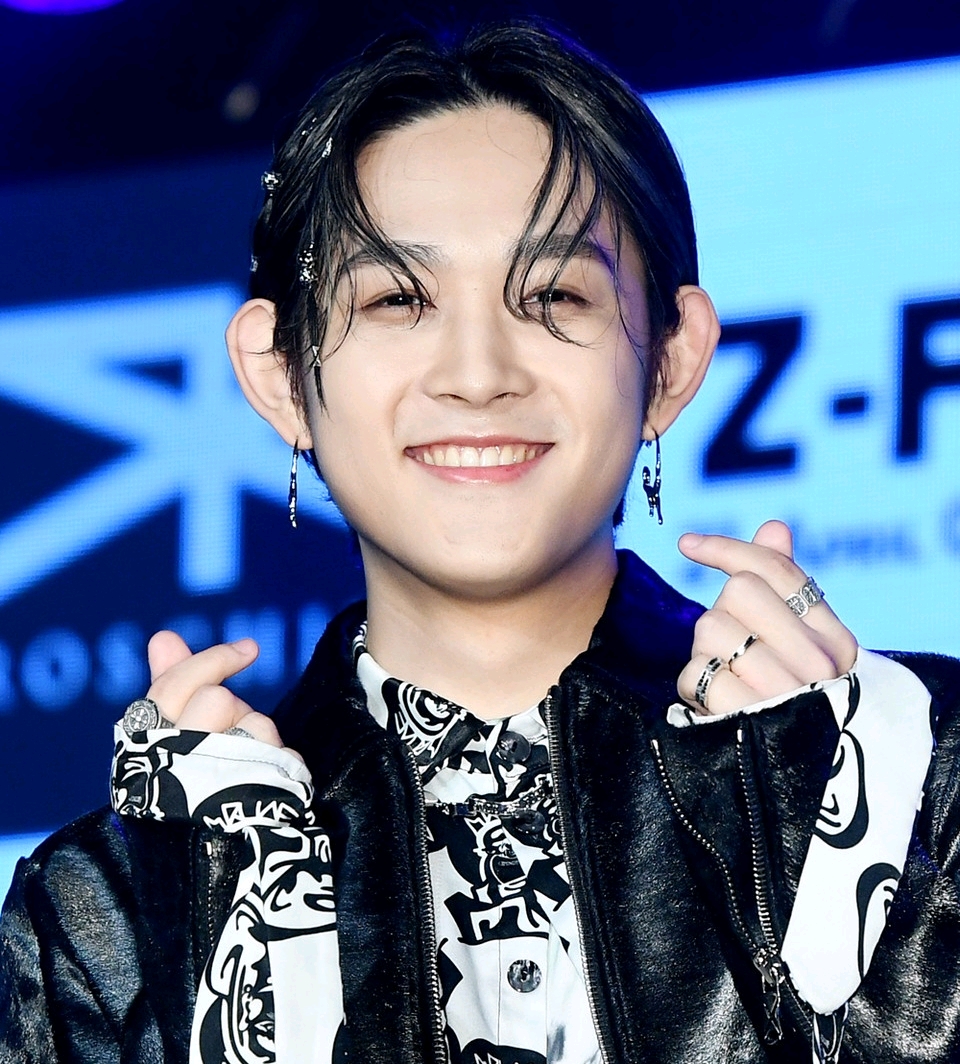 AOA出身草娥：我想逃跑！ 已故崔真實的兒子坦言隱藏在背後的痛苦