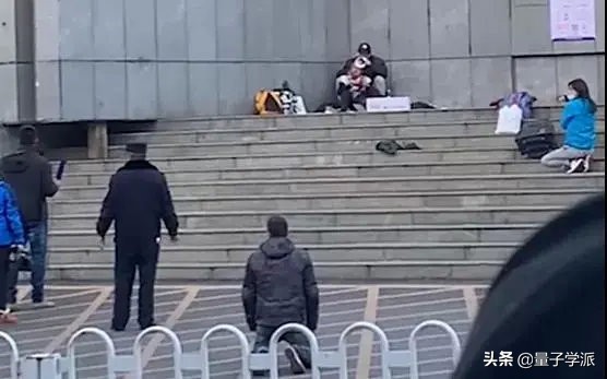 懦夫的邏輯：向更弱者揮刀