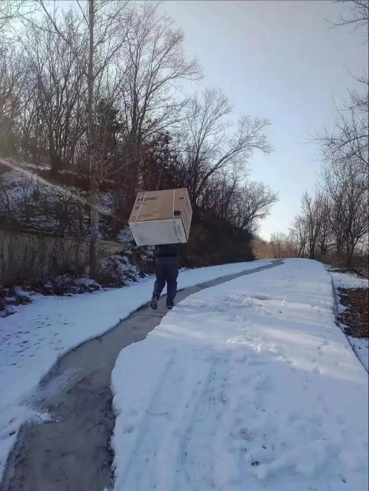 别人都在朋友圈晒雪景，海尔用户却晒服务温暖