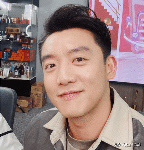 郑恺官宣结婚照，baby的5字留言是亮点，情商高还