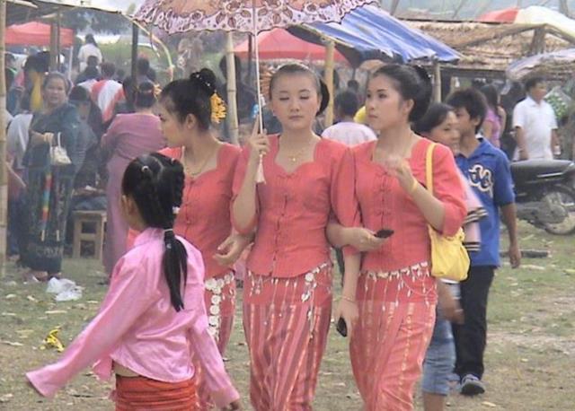 人民币1000元兑换22万缅甸元，在缅甸能体验什么？缅甸姑娘告诉你
