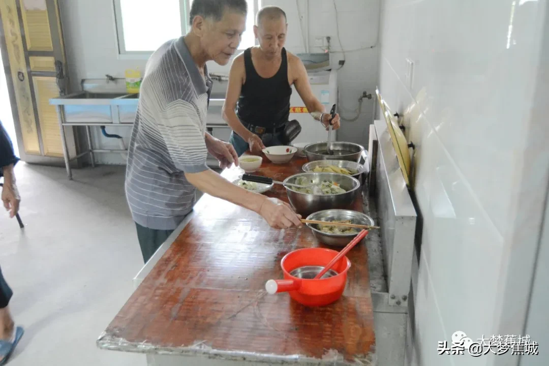 蕉城農(nóng)村養(yǎng)老“新模式”！養(yǎng)老“離土不離鄉(xiāng)、離家不離村”~