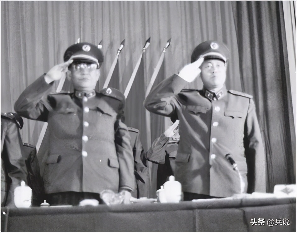 百万大裁军，我任守备2师主任，蒙自兵城驻4个师