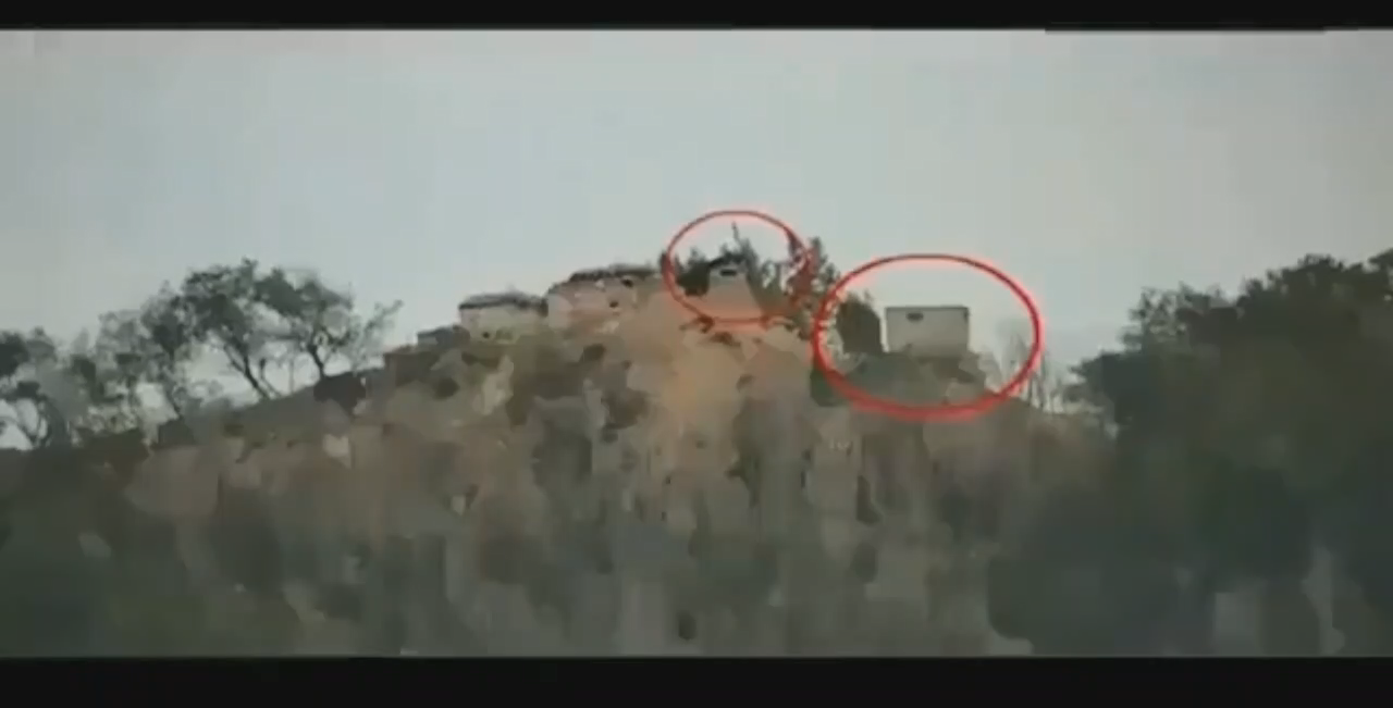 反擊來了，巴鐵使用普通火砲打出軍威，多個印度哨所被摧毀