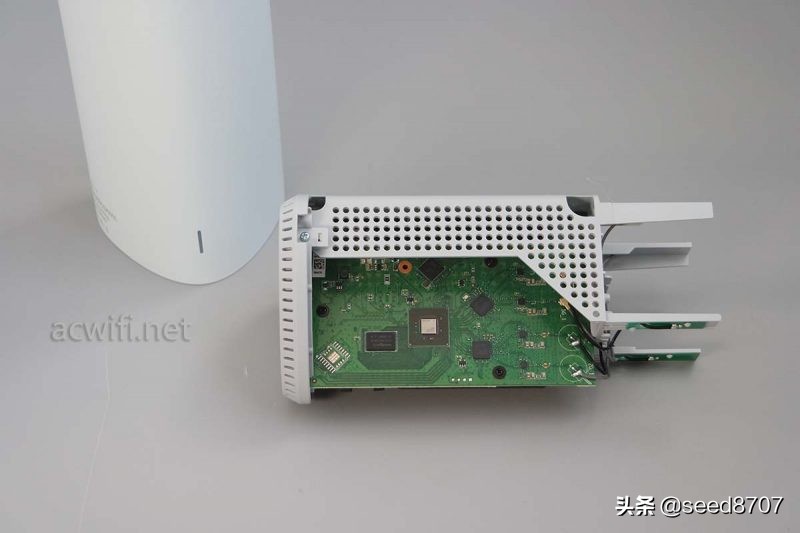360's first WIFI6 wireless router teardown - iNEWS