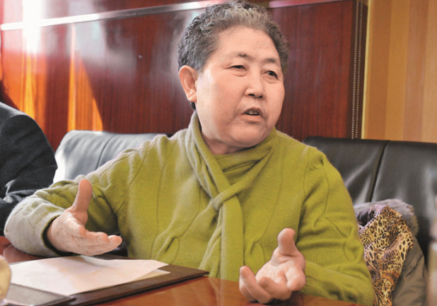 老干妈“从获新生”？陶碧华亲自出马，简单一