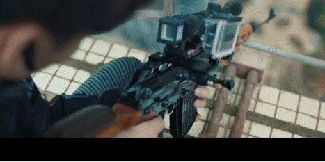 比起贩卖友情的王晶，他才是给刘德华命中“第