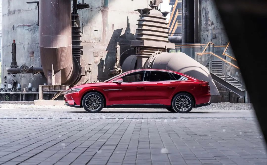 比亚迪汉 VS Model 3，这场“神仙打架”太过瘾