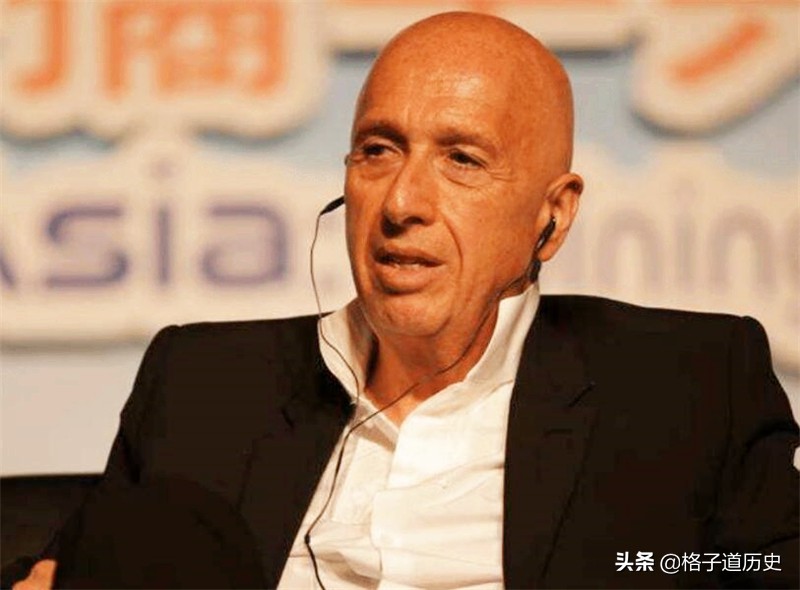 当年，那个放弃别国国籍，坚持加入中国籍的富