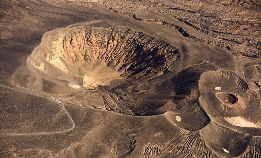 盘点在火星上发现的4大神秘事件，NASA发现甲烷，或有外星人存在