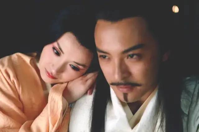 演“帝王”不容易，像焦晃的康熙，可以寫進(jìn)教科書的，有9位演員