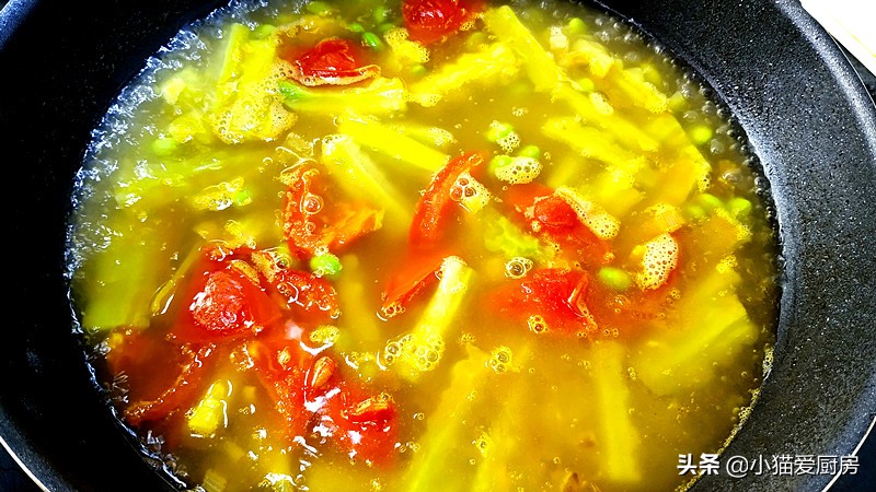 图片[9]-用苦瓜青豆和西红柿做的丸子汤 味道清香好喝 营养开胃-起舞食谱网