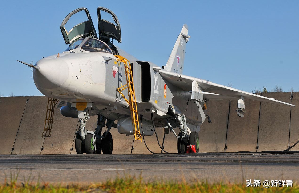 苏联空军的驾驶舱和投弹舱，难以熟练掌握的控