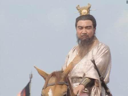 汉中之战，刘备和曹操打得难舍难分时，东吴孙权在干嘛呢？