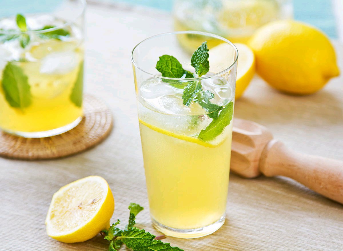 Science shows that drinking lemonade helps to lose weight iNEWS