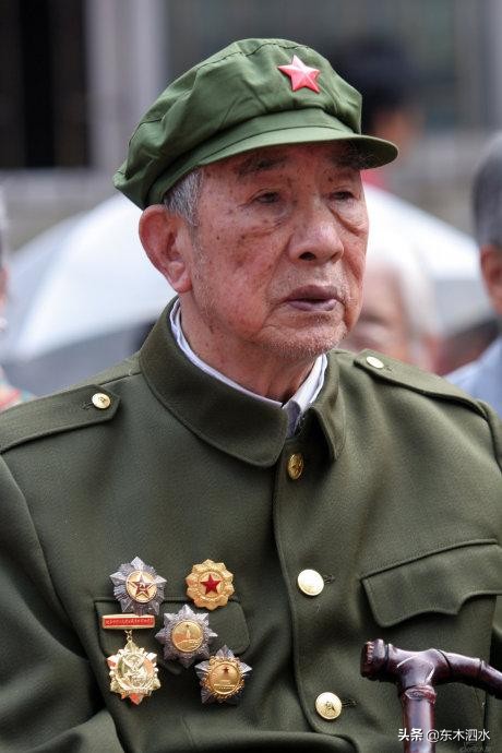 人送外号“王疯子”的王近山，作为一代战将，