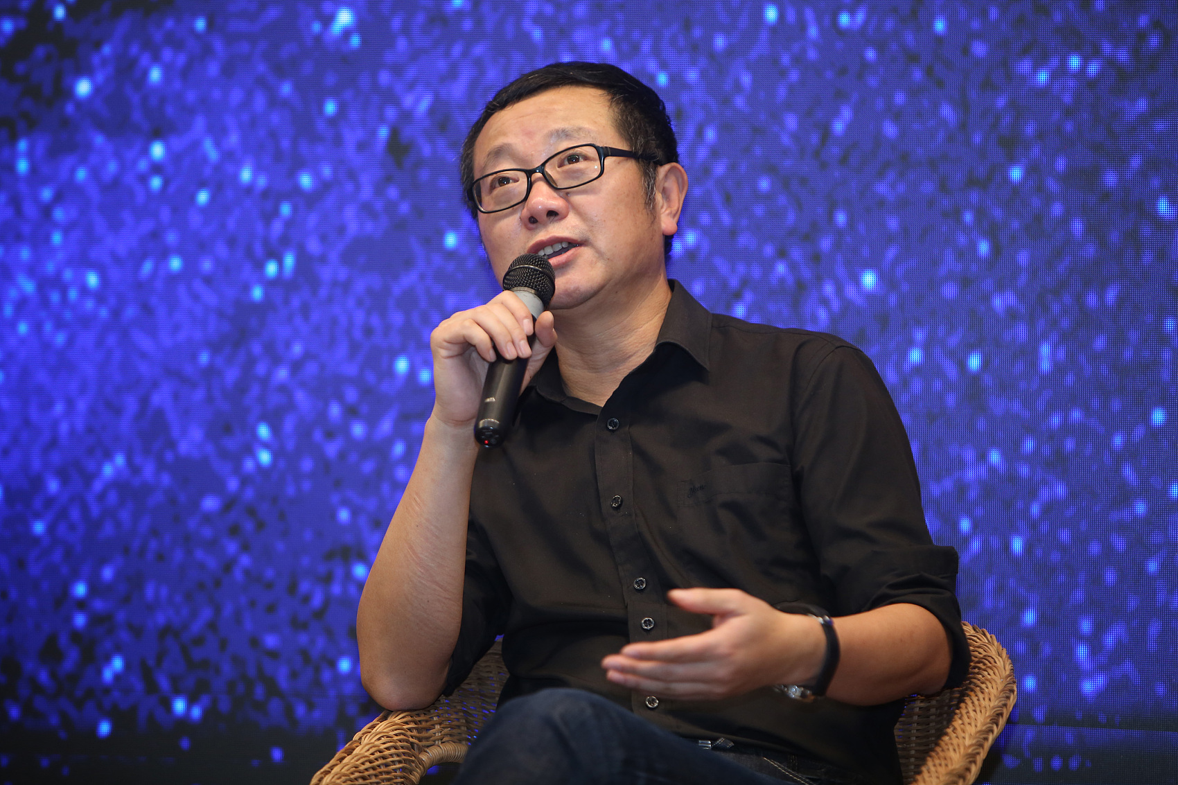 Liu Cixin Angrily Criticizes Metaverse - iNEWS