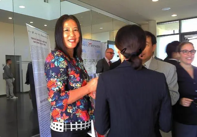 女排三连冠功勋，退役后远嫁国外，混血女儿身材颜值出众