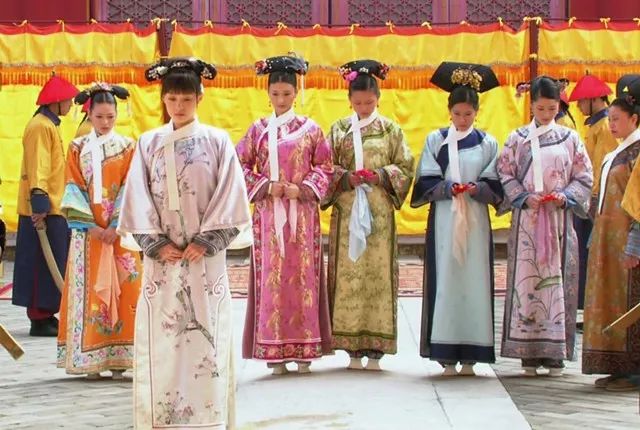 帝王的貪欲：被皇帝耽誤的女人們，說(shuō)一說(shuō)宮廷里的后妃制度