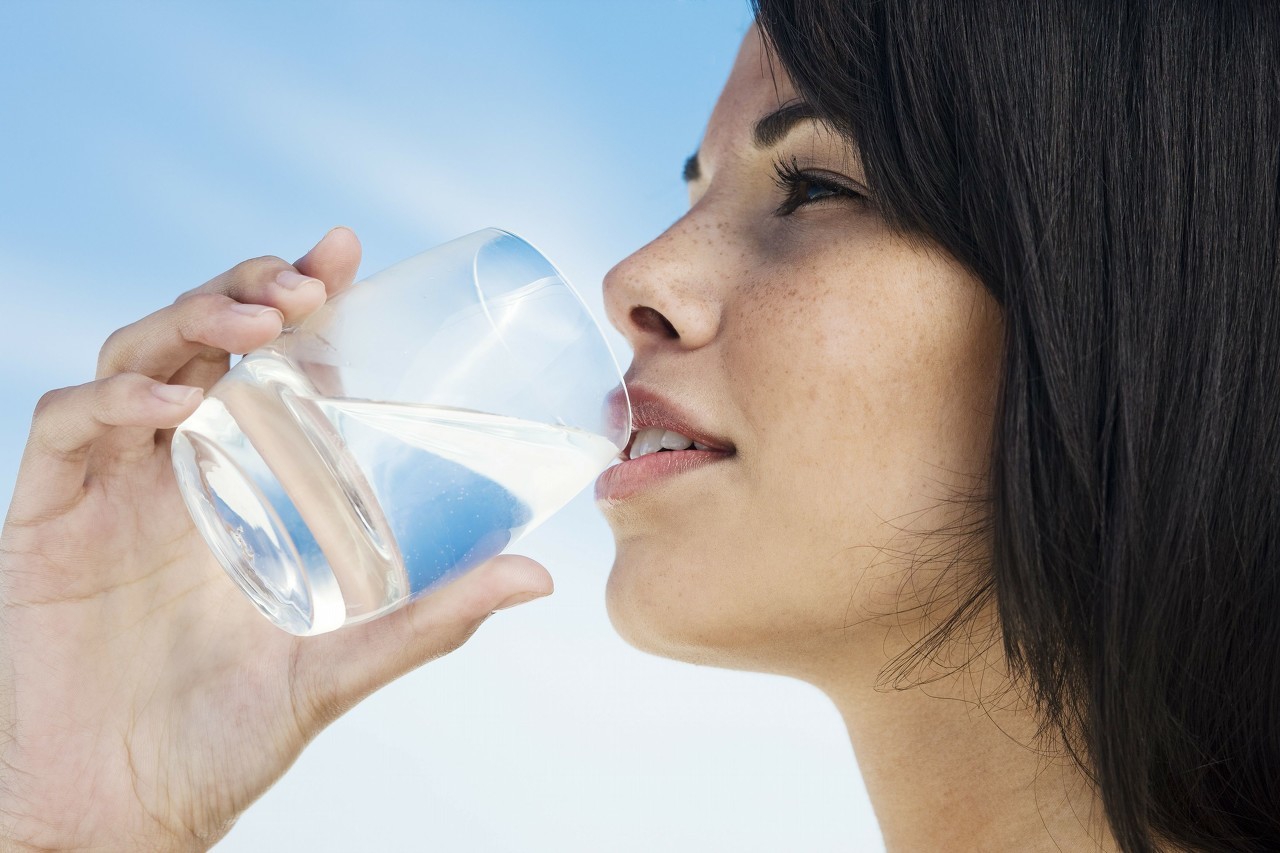 養生要多喝水？ 多喝水的3大好處，但要牢記這3個喝水技巧