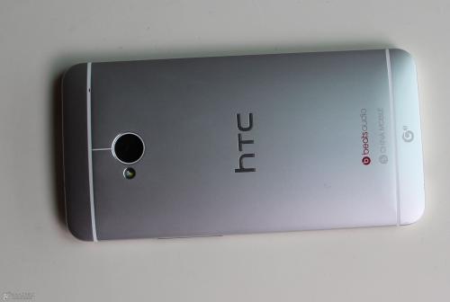 一天一部复古手机上——天线框开山鼻祖，罪恶之源 HTC ONE-M7