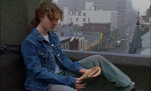 小妞电影：每一个女孩都是一束光，无论年幼