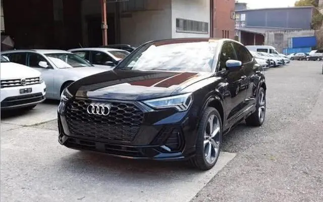 颜值真高！奥迪Q3轿跑到店，标配2.0T，25万起你会