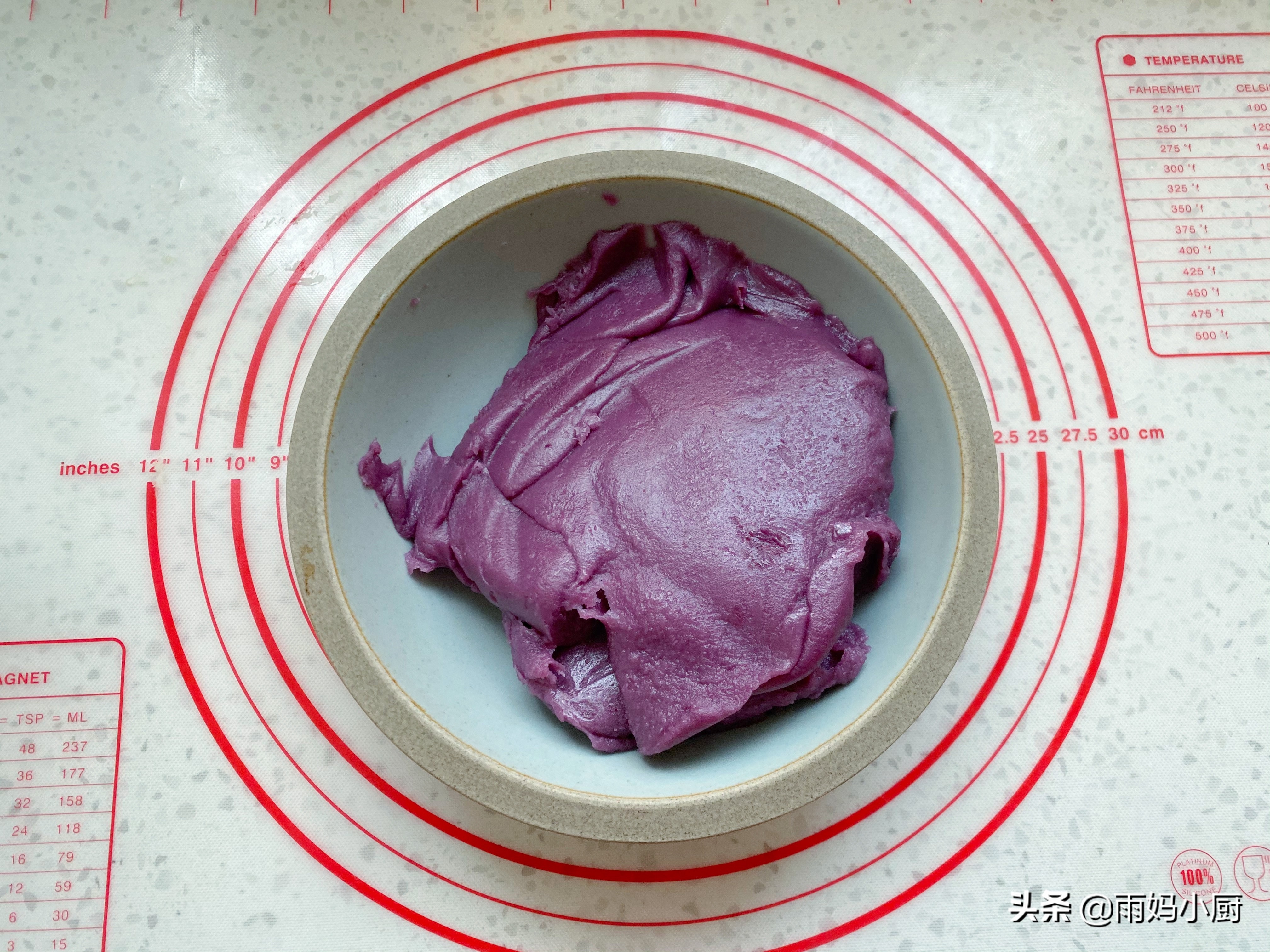 香芋包的家常做法，鬆軟美味又好吃，比饅頭省事比包子還香