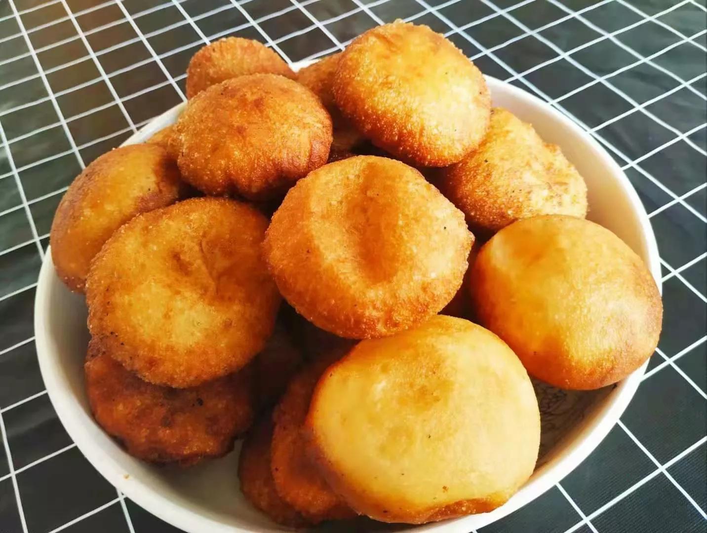 正月初七“人日”逢雨水，6样美食记患上吃，寓意生涯美不雅日子顺